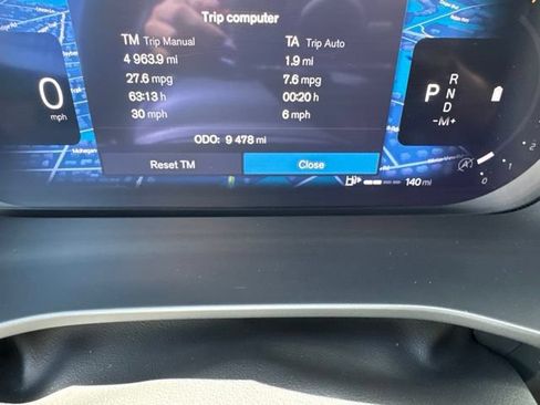 Certified 2025 Volvo XC40 B5 Core AWD/4WD image 23