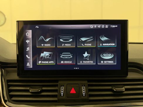 Certified 2023 Audi Q5 2.0T Premium w/ Convenience Package image 23