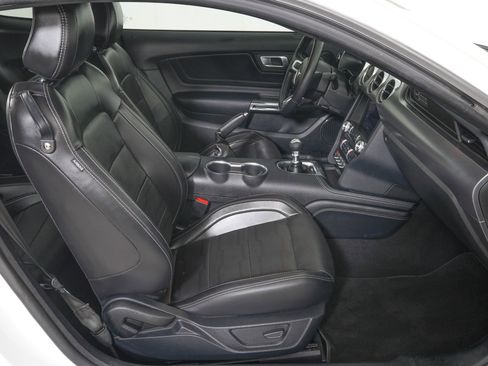 Used 2020 Ford Mustang GT Premium w/ Equipment Group 401A image 9