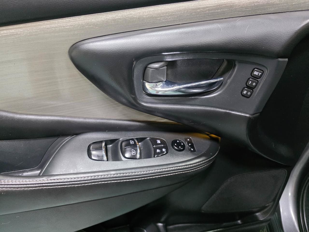 Used 2018 Nissan Murano Platinum AWD/4WD image 18