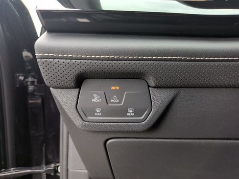 Used 2026 Volkswagen Atlas SE AWD/4WD image 21