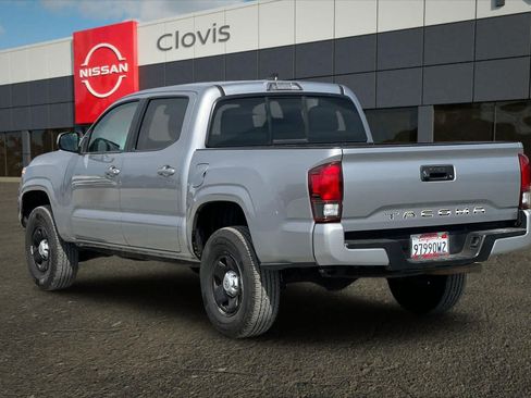 Used 2020 Toyota Tacoma SR w/ SR Convenience Package RWD image 7
