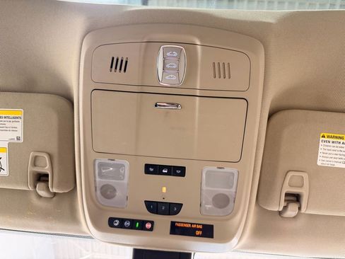 Used 2017 Buick Envision Premium image 44