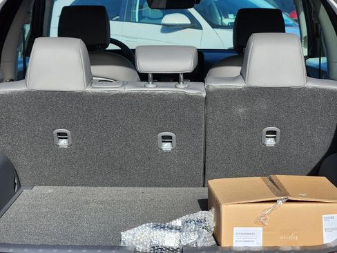 New 2026 Hyundai Ioniq 5 SEL image 12