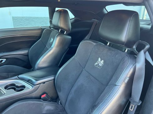 Used 2022 Dodge Challenger R/T Scat Pack RWD image 22
