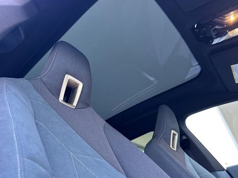 Used 2023 BMW iX xDrive50 w/ Sport Package image 18