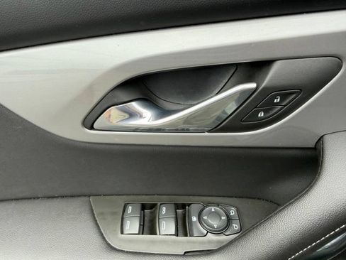 Certified 2025 Chevrolet Blazer LT AWD/4WD image 17