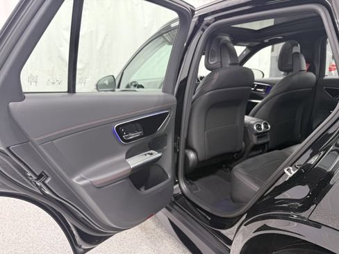Used 2024 Mercedes-Benz GLC 43 AMG 4MATIC image 14