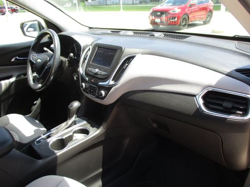 Used 2021 Chevrolet Equinox LT FWD image 36