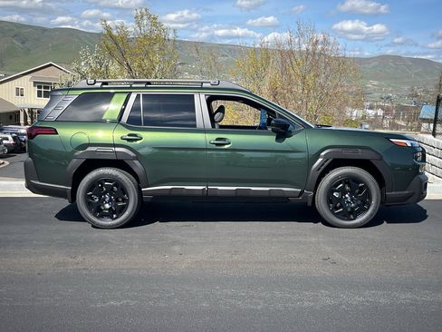 New 2026 Subaru Outback Limited image 2