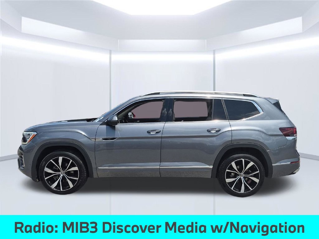 Used 2024 Volkswagen Atlas SEL Premium R-Line AWD/4WD image 4