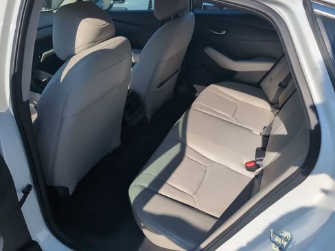 Used 2023 Honda Accord EX-L image 11