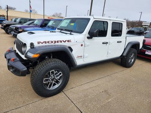 New 2026 Jeep Gladiator Mojave image 3