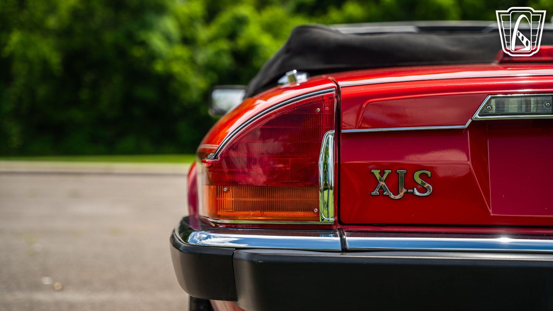 Used 1990 Jaguar XJS V12 Convertible RWD image 32