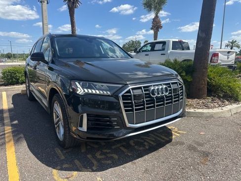 Used 2024 Audi Q7 3.0T Premium Plus image 2