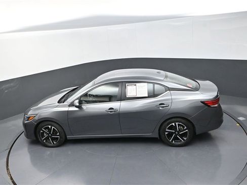 Used 2024 Nissan Sentra SV image 12