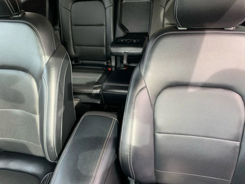 Used 2022 Ford Escape SEL image 43