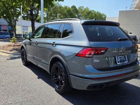 Used 2024 Volkswagen Tiguan SE R-Line FWD image 3