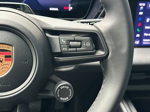 New 2026 Porsche Macan 4 Electric AWD/4WD image 29