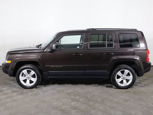 Used 2014 Jeep Patriot Latitude AWD/4WD image 14