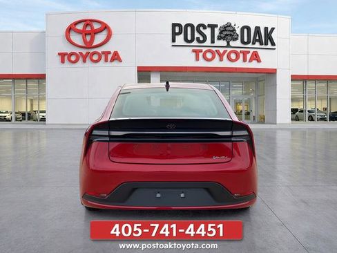 New 2026 Toyota Prius Plug-In Hybrid FWD image 6