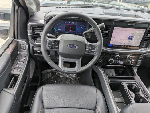 New 2026 Ford F250 Lariat w/ Black Appearance Package AWD/4WD image 15