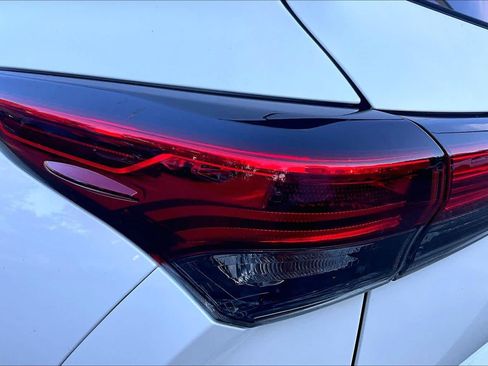 Used 2021 Toyota Highlander Limited AWD/4WD image 27