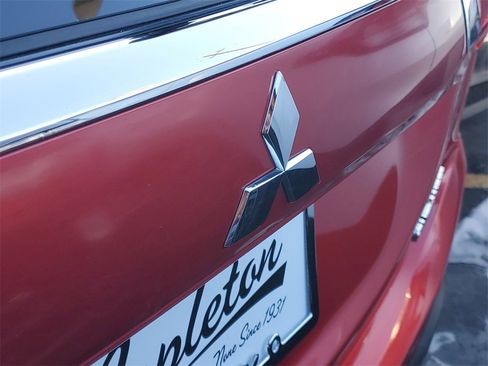 Used 2017 Mitsubishi Outlander ES image 6