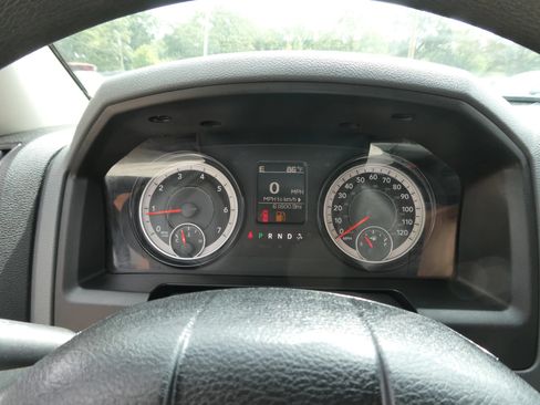 Used 2018 RAM 1500 Tradesman RWD image 17