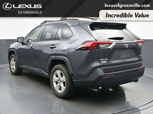 Used 2019 Toyota RAV4 XLE w/ Convenience Package FWD image 6