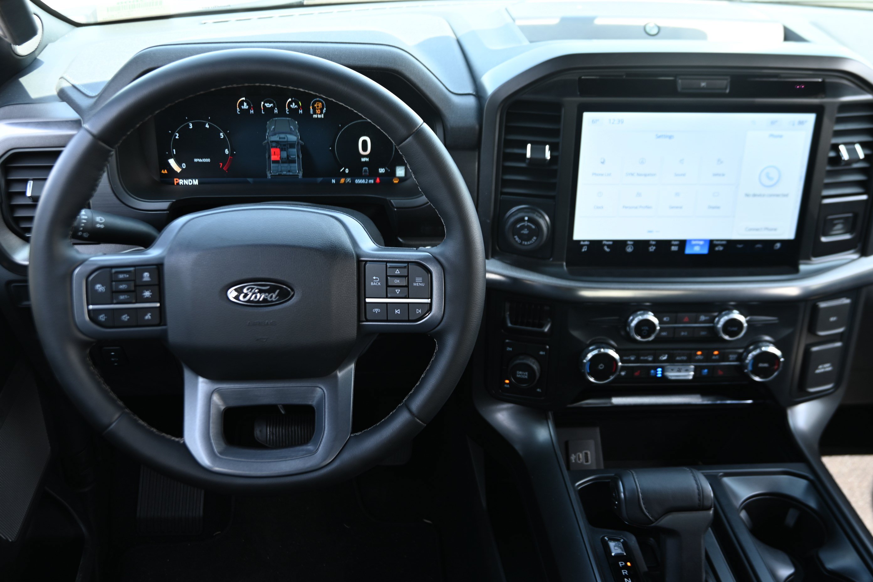 Used 2025 Ford F150 Lariat AWD/4WD image 16