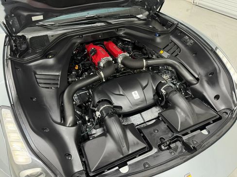 Used 2015 Ferrari California T RWD image 57