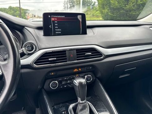 Used 2018 MAZDA CX-9 Touring w/ Touring Premium Package AWD/4WD image 16