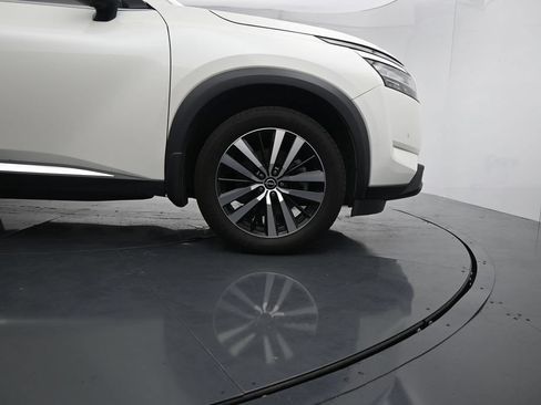 Used 2023 Nissan Pathfinder Platinum w/ Cargo Package AWD/4WD image 11