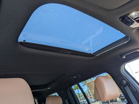 Used 2024 Hyundai Santa Fe Limited FWD image 3