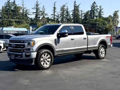 Used 2020 Ford F350 Platinum AWD/4WD image 4