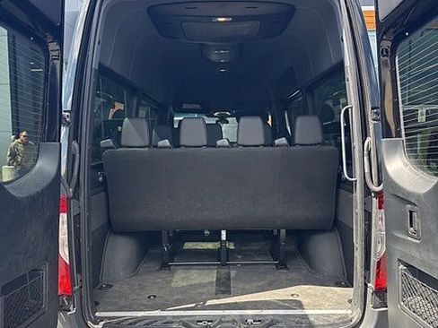 Used 2025 Mercedes-Benz Sprinter 2500 image 7
