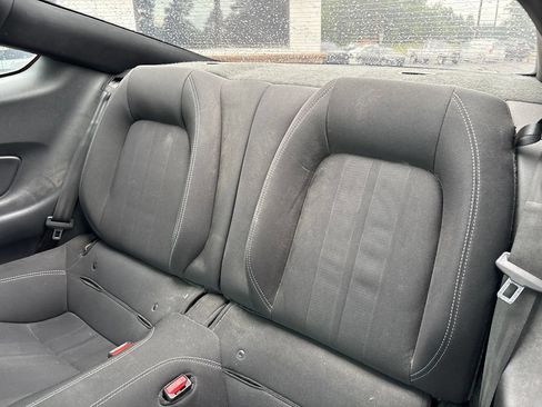 Used 2022 Ford Mustang Coupe RWD image 5