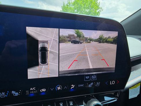 Certified 2025 Chevrolet Blazer EV RS AWD/4WD image 17
