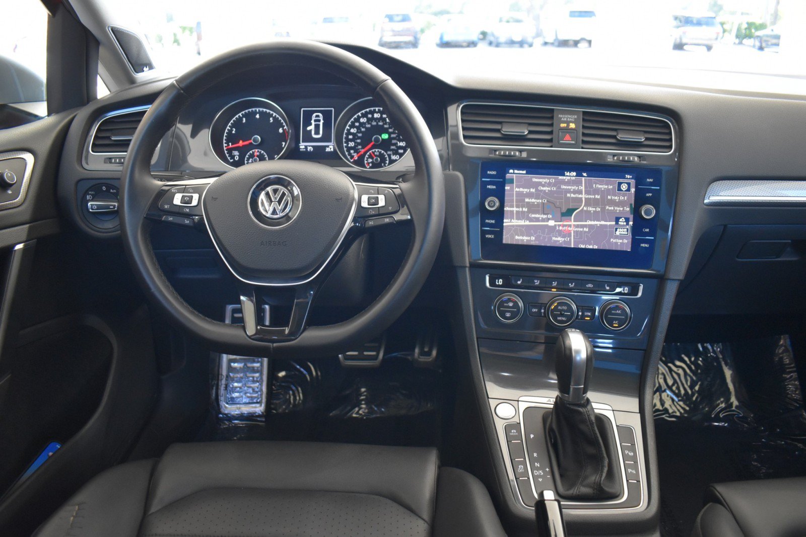 Used 2018 Volkswagen Golf Alltrack AWD/4WD image 9