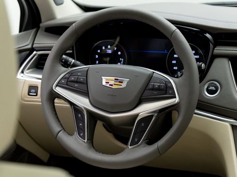 New 2026 Cadillac XT5 Premium Luxury w/ Driver Assist Package image 12