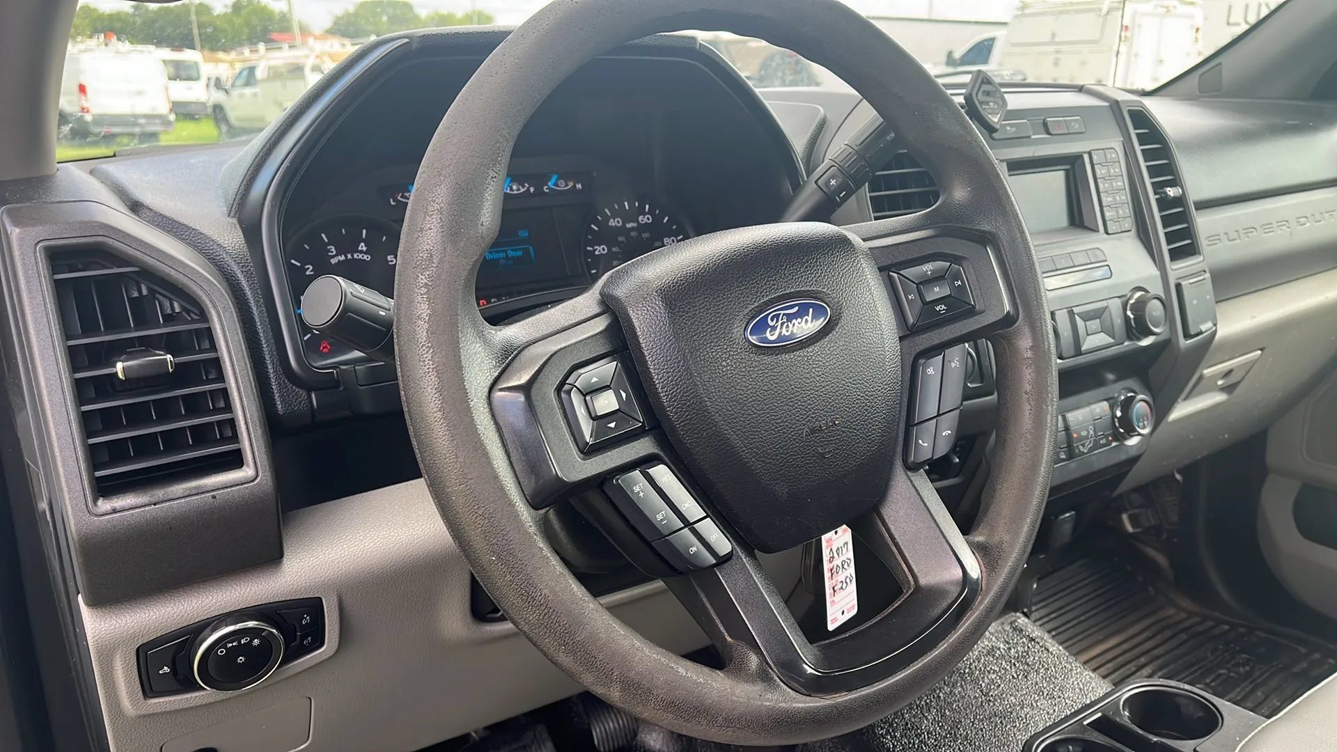 Used 2017 Ford F250 XL w/ Power Equipment Group AWD/4WD image 10