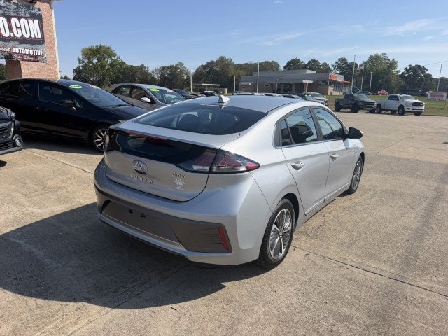 Used 2020 Hyundai Ioniq SEL FWD image 8