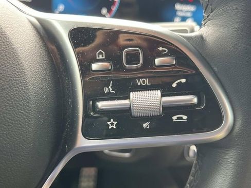 Used 2022 Mercedes-Benz GLS 450 4MATIC image 34