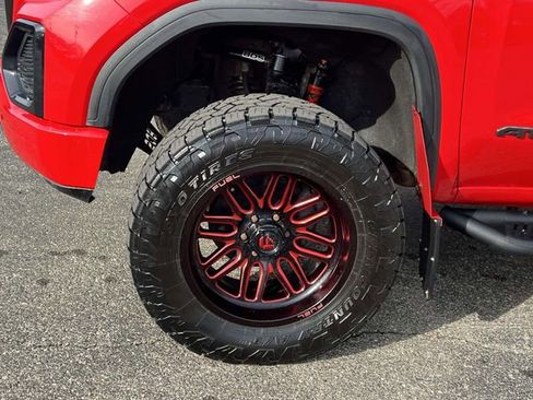 Used 2022 GMC Sierra 1500 AT4 w/ AT4 Premium Package image 8