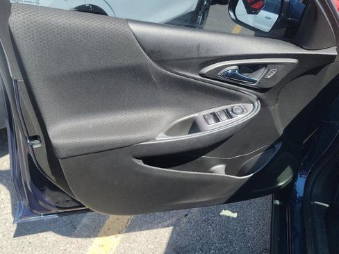 Used 2019 Chevrolet Malibu LT FWD image 11
