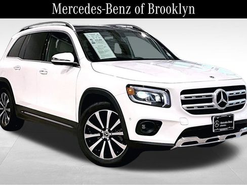 Certified 2023 Mercedes-Benz GLB 250 4MATIC image 1