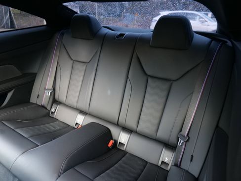 Used 2022 BMW M4 Coupe image 46