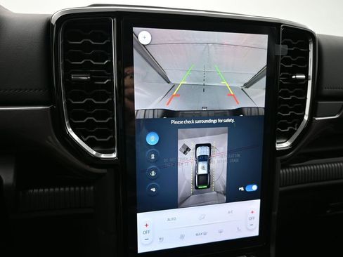 New 2025 Ford Ranger Lariat w/ FX4 Off-Road Package image 23