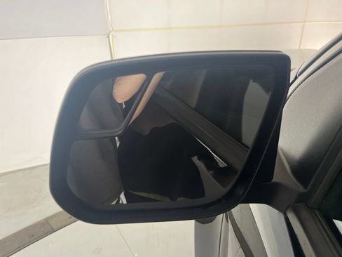 Used 2022 Chevrolet Colorado LT AWD/4WD image 38